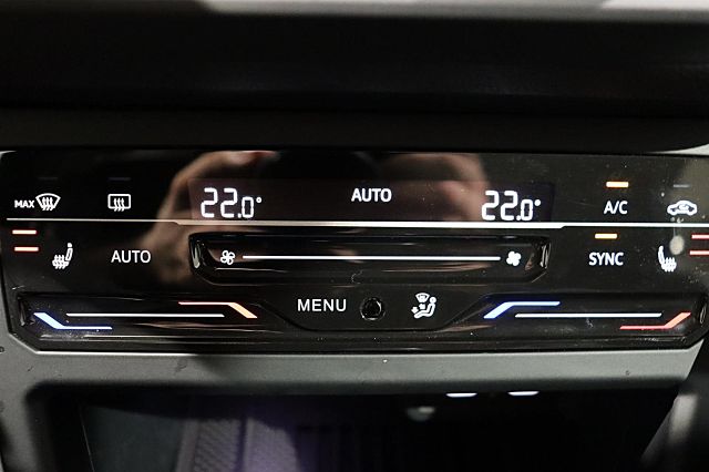 Polo GOAL 1.0 TSI DSG LED NAVI AHK KAMERA ACC DA
