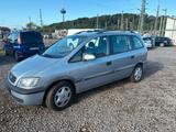 Opel Zafira 1.6 - - Opel Zafira aus 1999