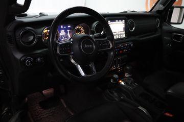 Jeep Wrangler Unlimited Sahara Overland Paket