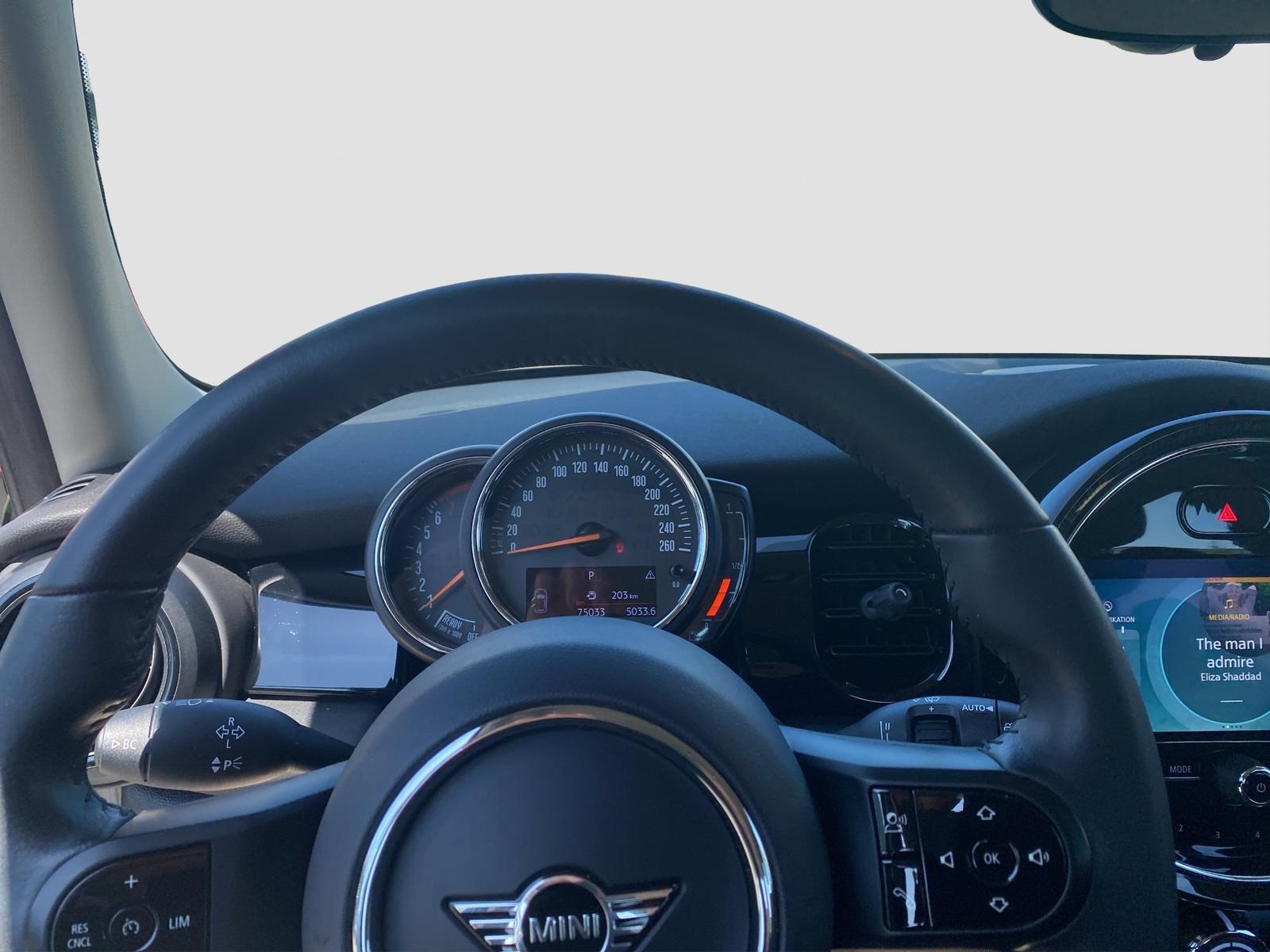 MINI Cooper Classic Trim LED PDC Tempo DAB PDC Klima