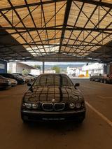 BMW 528i Touring (E39) - BMW 528: E39 528i