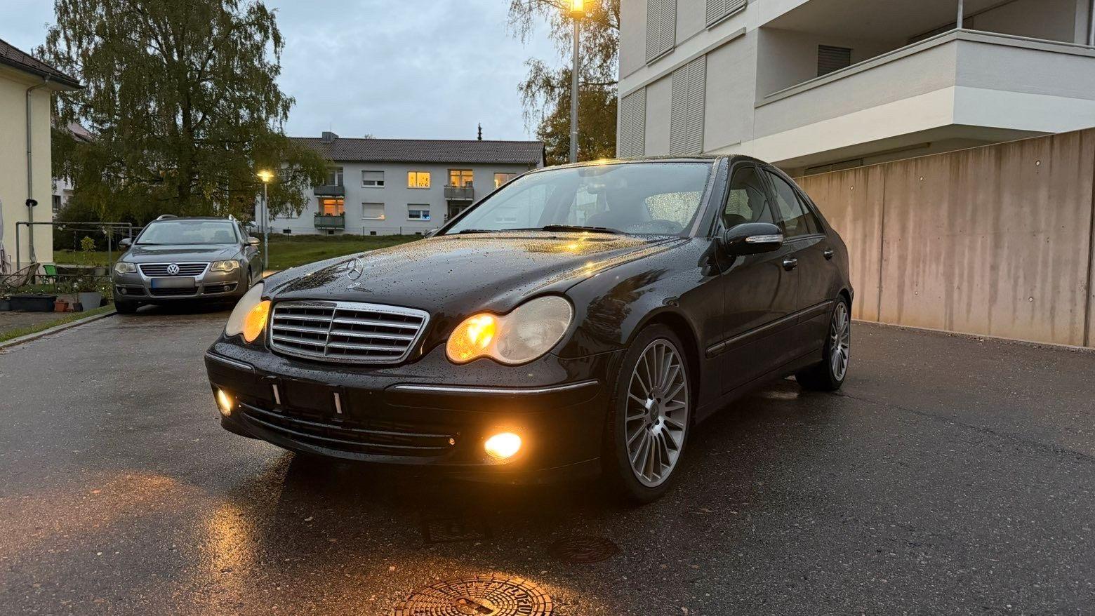 Mercedes-Benz C 220