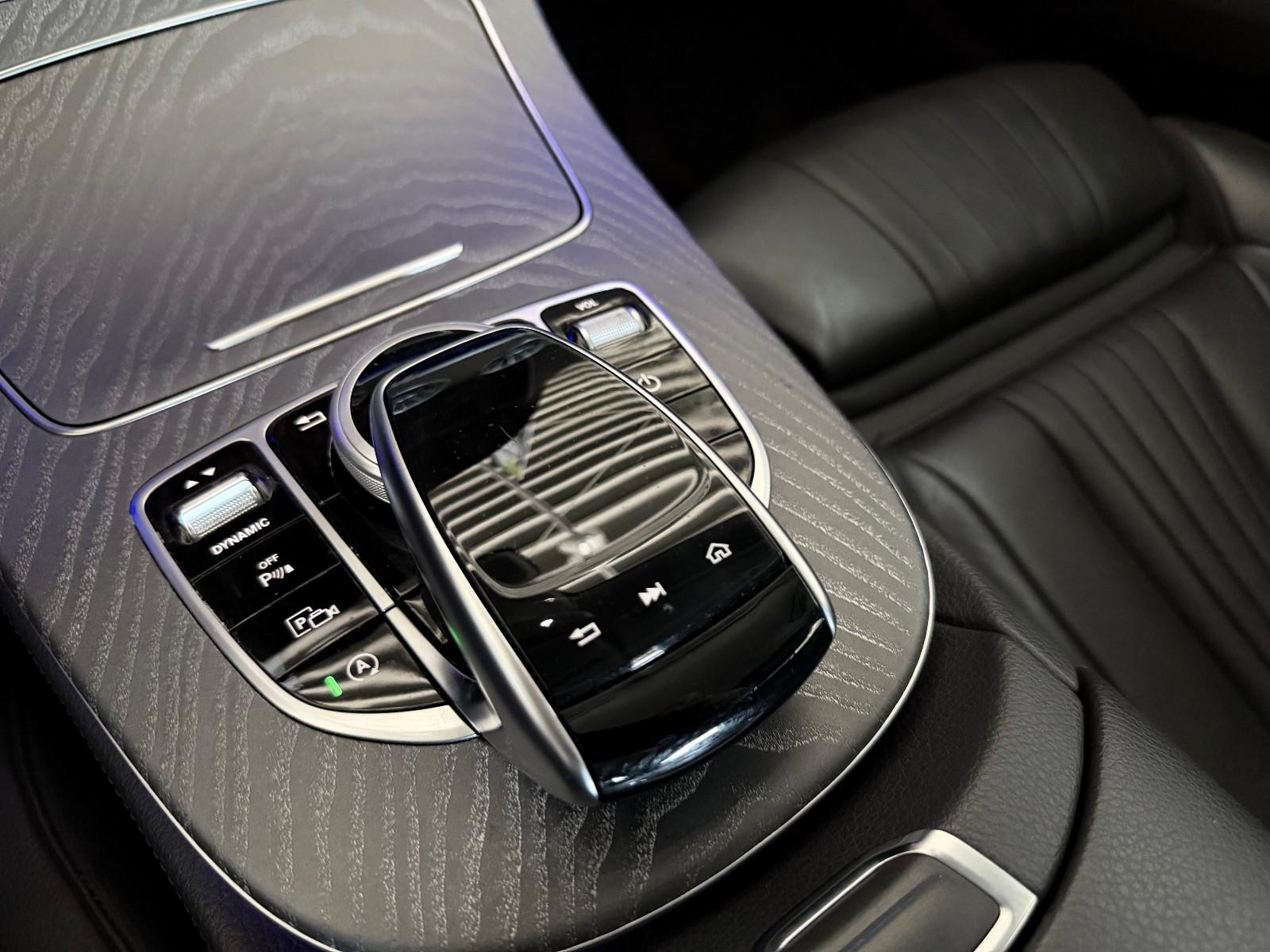 Mercedes-Benz CLS 220 d/AMG LINE/LEDER/VIRTUAL/