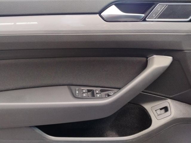 Passat Variant Business 2.0 TDI DSG Klima Navi