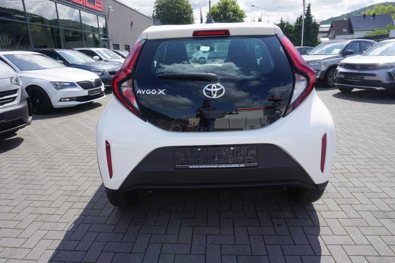 Toyota Aygo X 1.0 VVT-i Business Edition (EURO 6e)