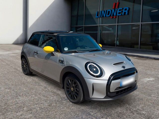 MINI MINI Cooper SE Classic Trim 32,6kWh 135kW ...