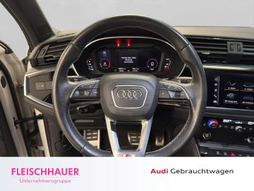 Audi Q3 - 11