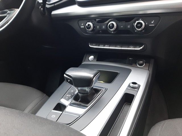Fahrzeugabbildung Audi Q5 S line 40TDI quattro AHK PANO eleHeck HuD