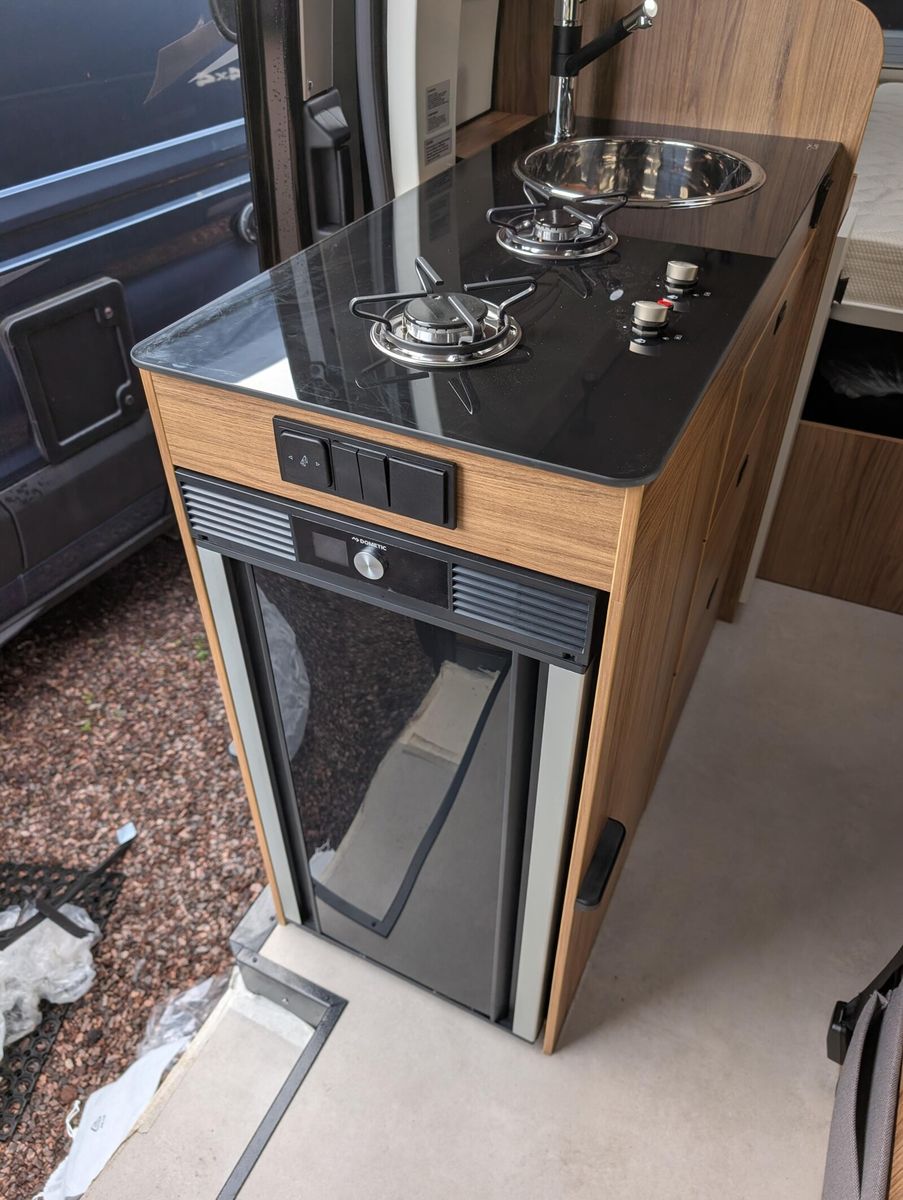 Fahrzeugabbildung Karmann Dexter 4x4 DE 560 AW Rückfahrkamera