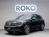 Volkswagen Touareg Elegance AHK StandH.360°Matrix ACC Apps - Volkswagen Gebrauchtwagen in Hannover
