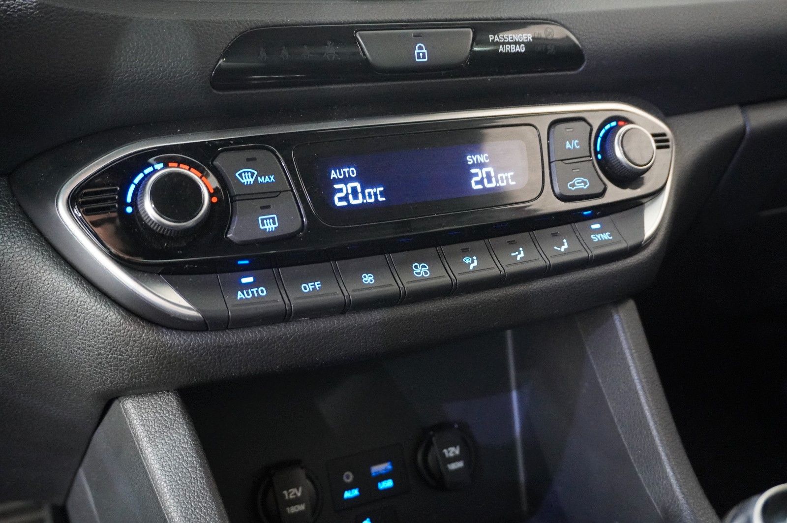 Fahrzeugabbildung Hyundai i30 N PERFORM. 2.0 T-GDI NAVI/LED/KAMERA/SPORT