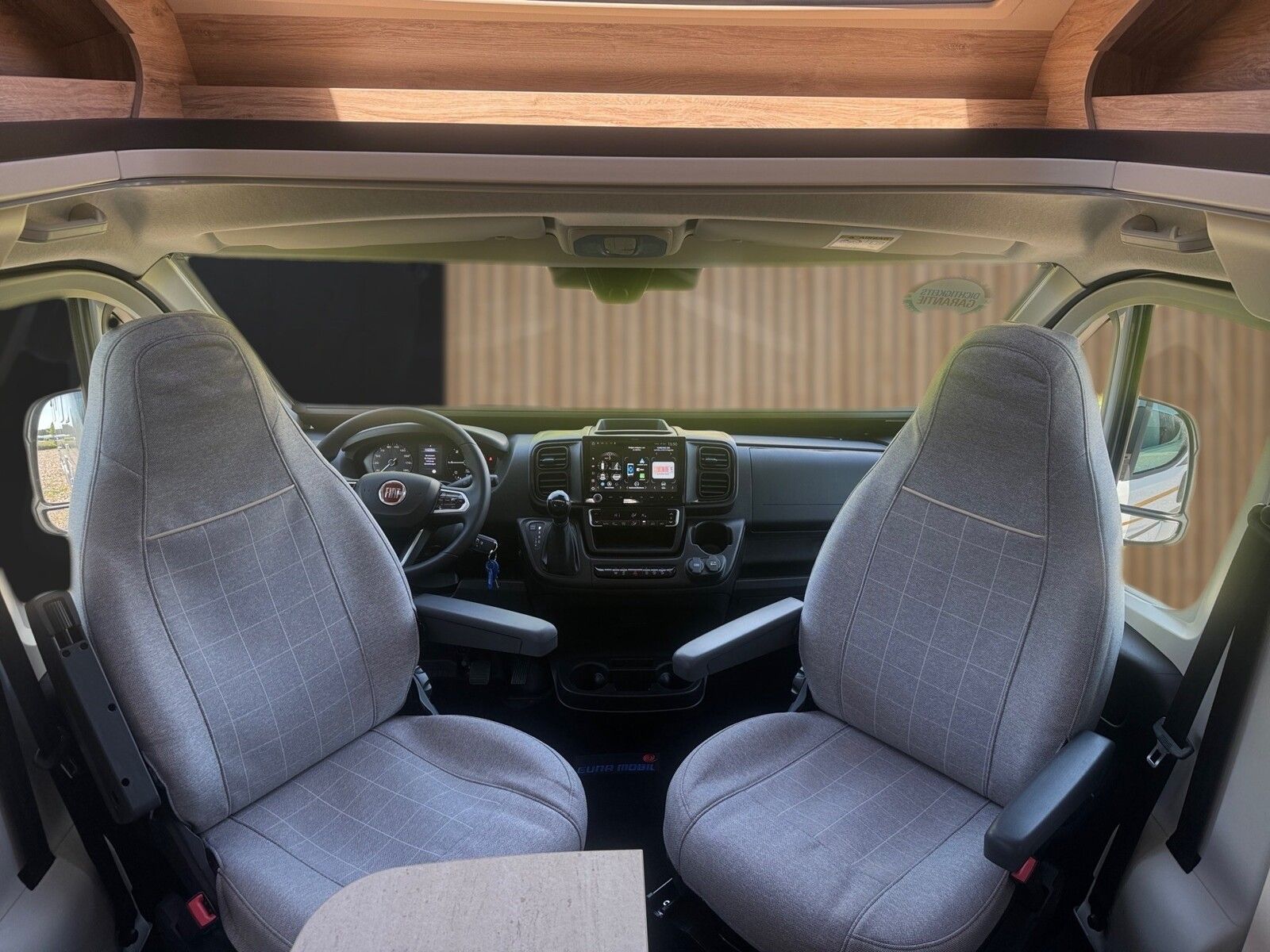Fahrzeugabbildung Eura Mobil Profila RS PRS 720 QF AHK Autom. Fahrassistenz