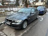 BMW 3er E90 320i TÜV NEU - BMW aus 2005: 3er