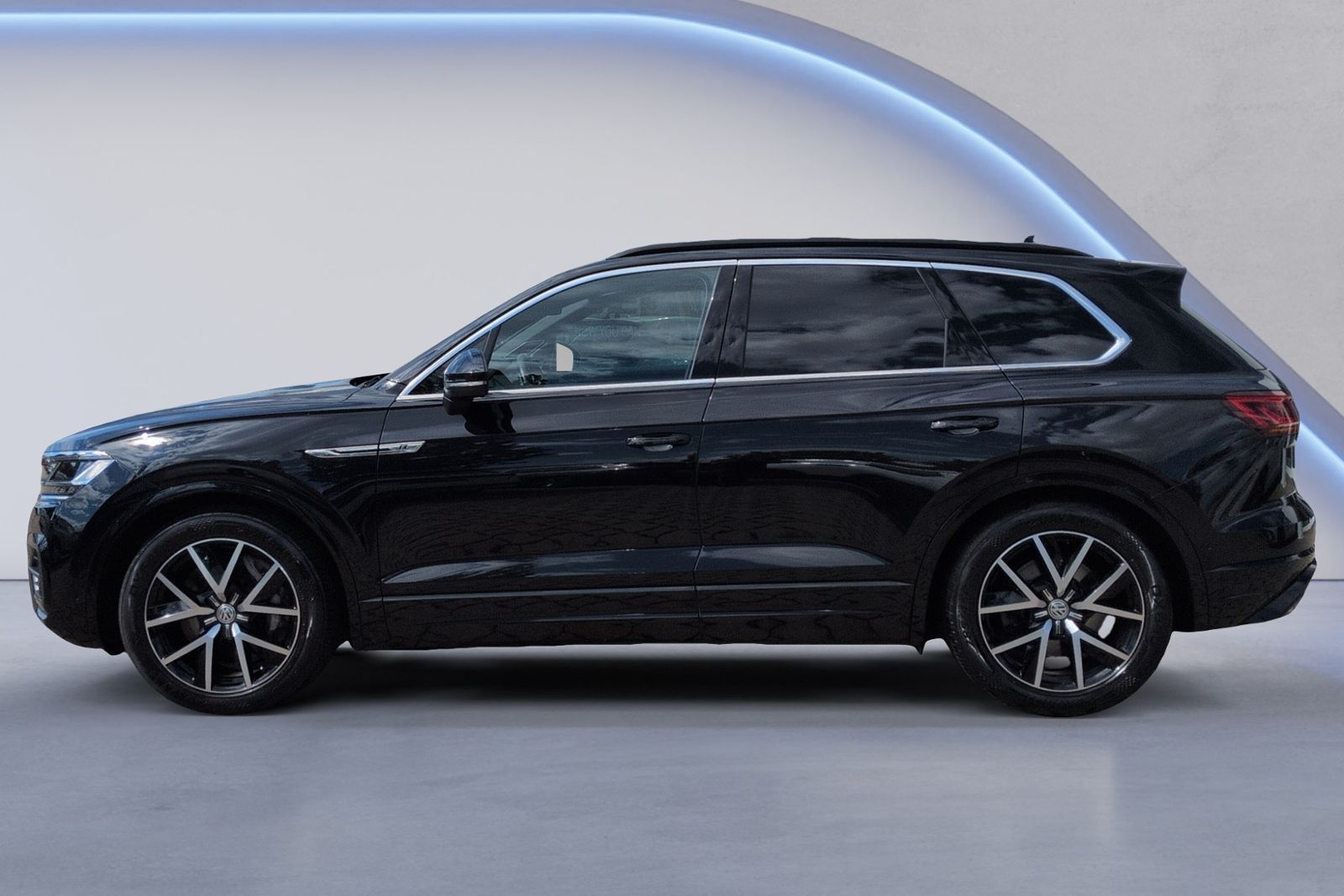 Touareg V8 TDI R Line LEDER+STHZ+AHK+PANO
