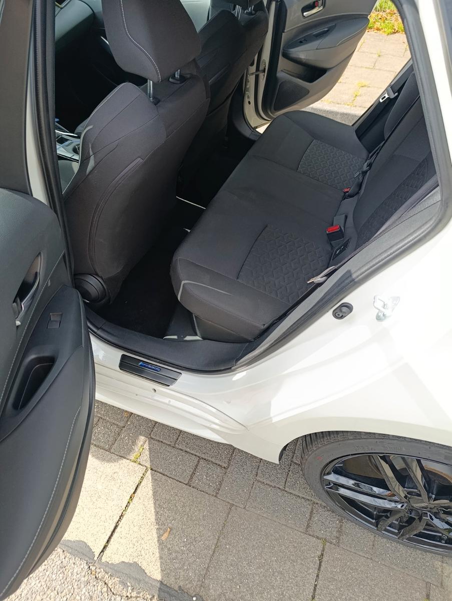 Suzuki Swace 1.8 Hybrid Comfort+ Corolla Touring Sports