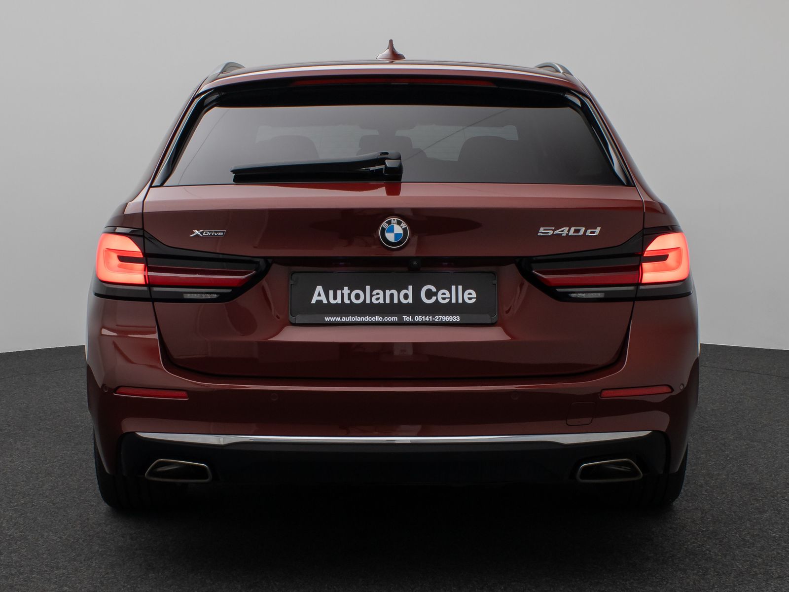 Fahrzeugabbildung BMW 540d xD LuxuryLine 360°Laser HUD DAB H/K Komfort