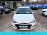 Hyundai i20 Go/Klima/Euro6/Alufelgen/Top - Hyundai i20 Go mit Benzin-Antrieb