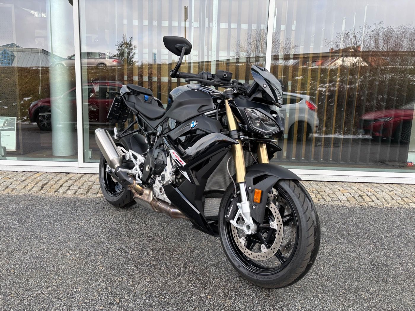 Fahrzeugabbildung BMW S 1000 R 2 Pakete Lenkerendspiegel