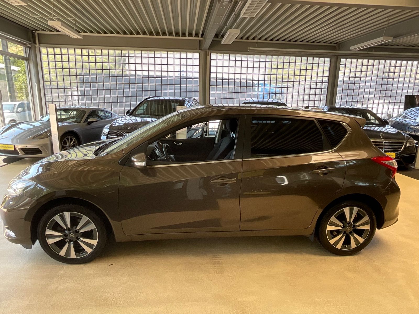 Fahrzeugabbildung Nissan Pulsar N-Tec*Automatik*Navi