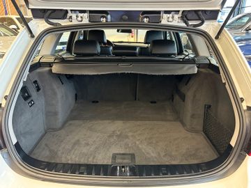 MYAUTOCENTER – Gebraucht- und Jahreswagen mit Werkstattservice in Pfaffenhofen BMW 3 Touring 320d *Klima*Automatik*Sitzheizung*