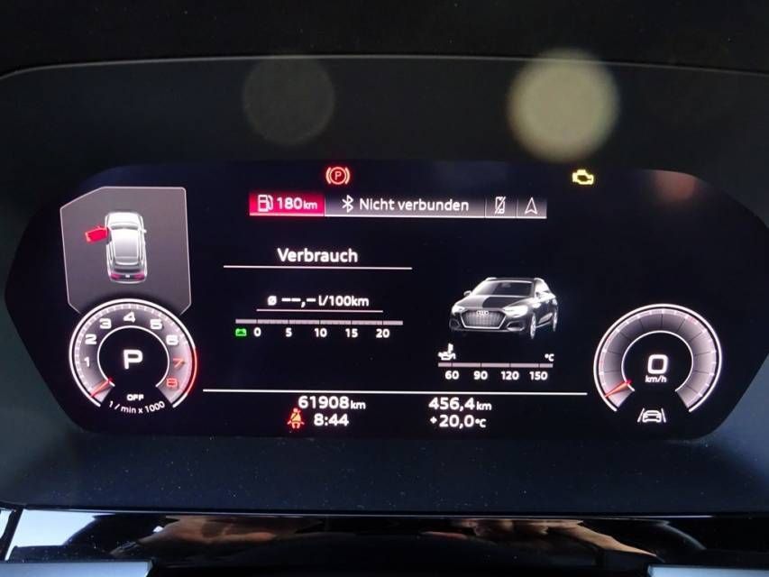 Fahrzeugabbildung Audi A3 Sportback 1.5 TFSI MHEV S line