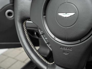 2013 Aston Martin V8 VANTAGE 缩略图 31