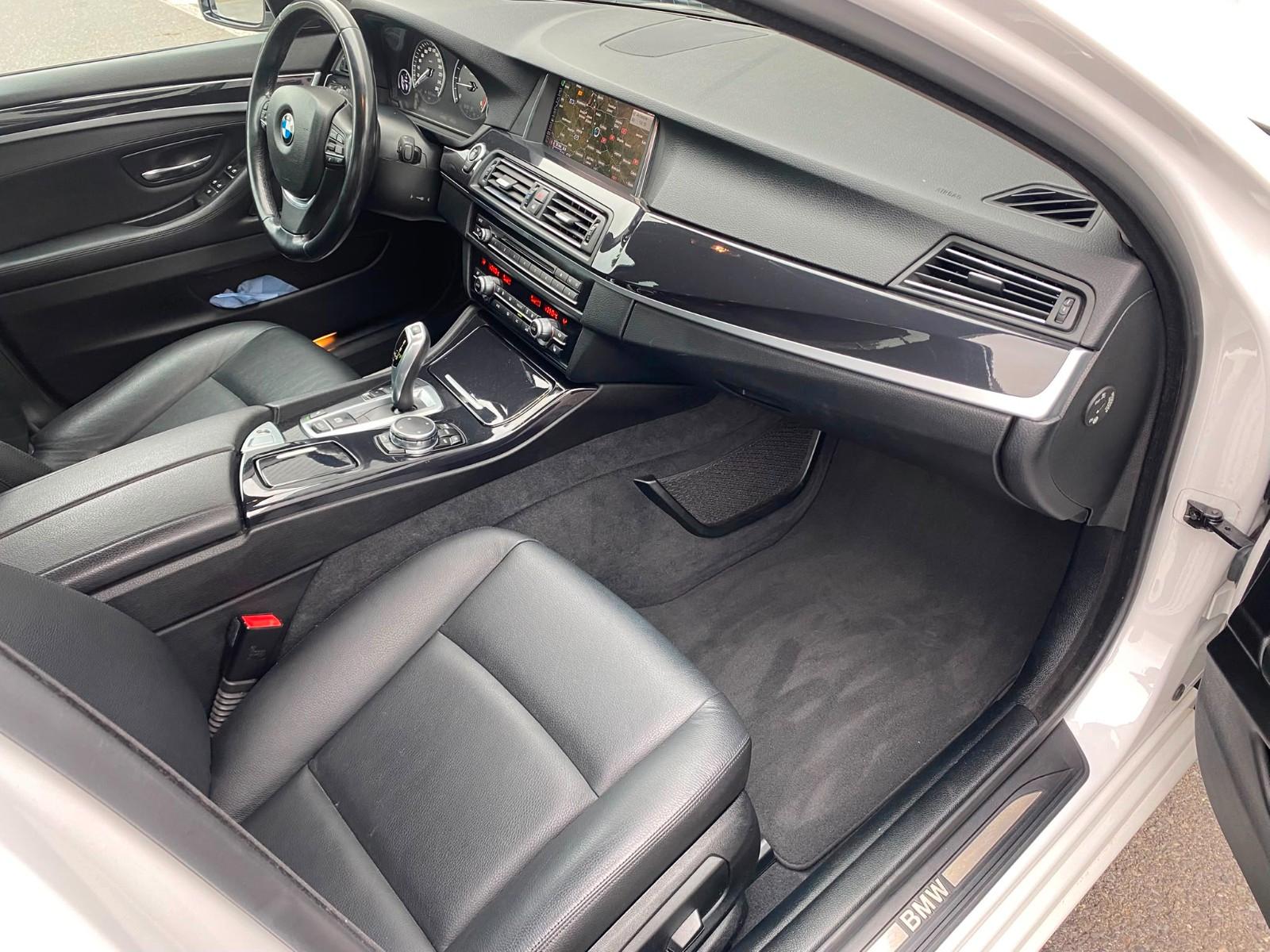 BMW 520 d Traumzustand Head up AHK Vollleder