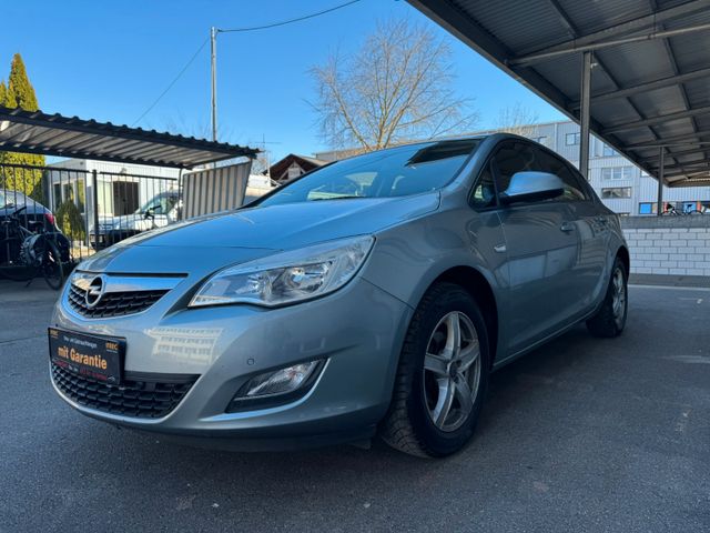 Opel Astra J*Lim*Edition*LM-Felgen*Klima*TÜV NEU*AHK*