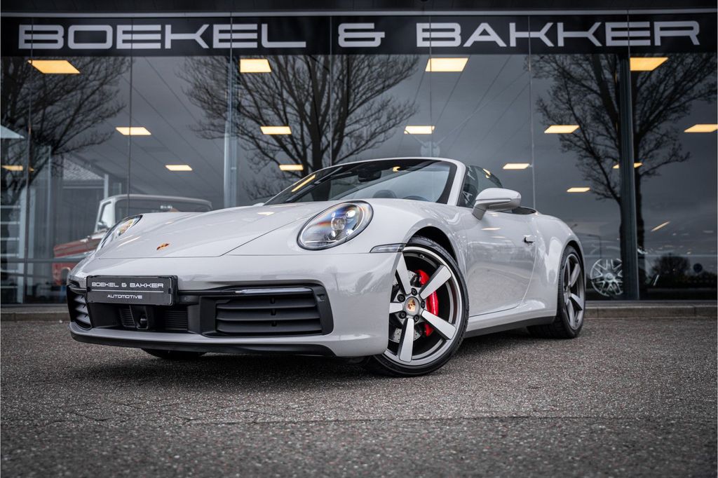 Porsche 992