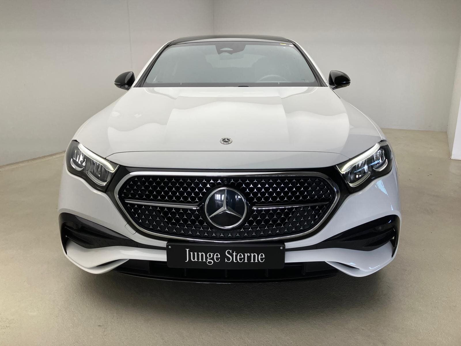 Mercedes-Benz E 300 de AMG Pano Night 360°Cam Distro Memory imagem 3