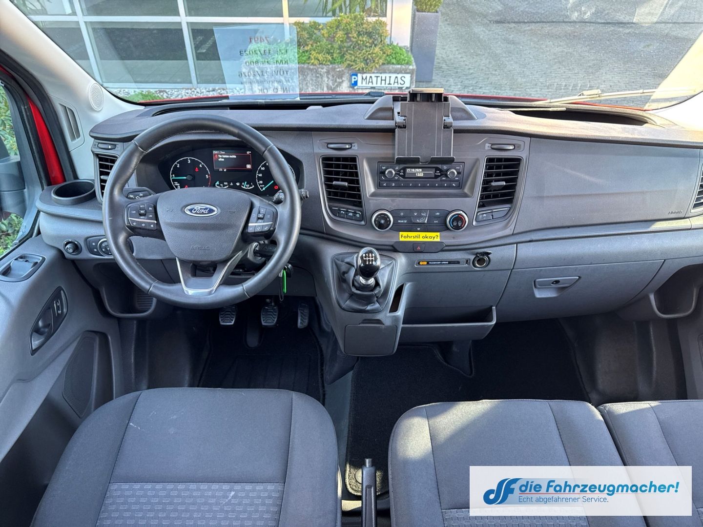 Fahrzeugabbildung Ford Transit Kombi 350 L3 Trend Behindertengerecht*74