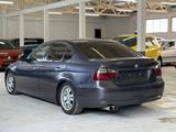 BMW 320 Baureihe 3 Lim. 320d - BMW 320 aus 2005: 320d