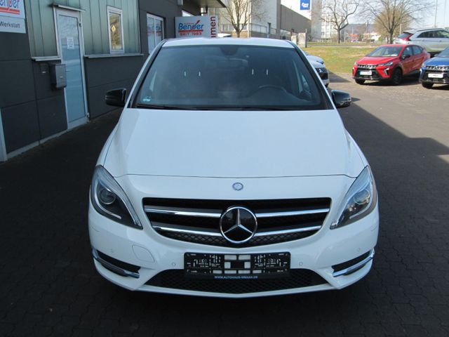 Mercedes-Benz B 200  Automatik / PDC / XENON / SHZ