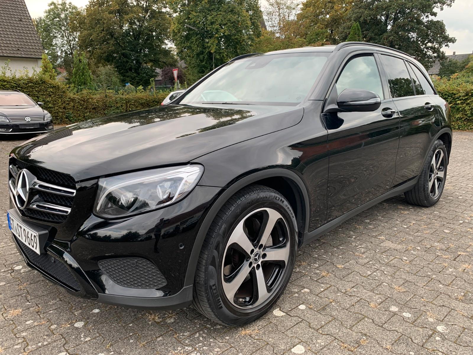 Mercedes-Benz GLC 220 d 4Matic NIGHT*RFK*AHK*NAVI*ACC*LED*TOT*