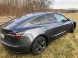 Tesla Model 3 Standard-Reichweite Plus - Hinterrad... - Tesla Gebrauchtwagen in Leipzig