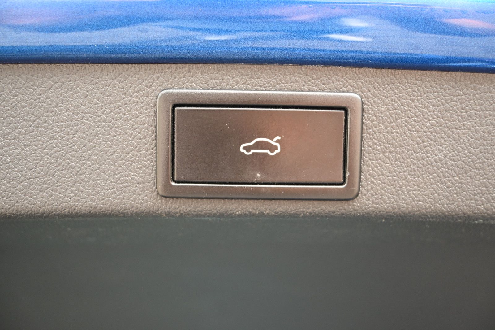 Fahrzeugabbildung SKODA Octavia 2.0 TDI Green tec DSG RS Combi °AHK°STHZ