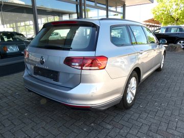 Volkswagen Passat Variant - 4