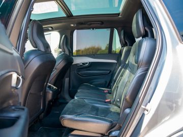 Volvo XC90 - 12