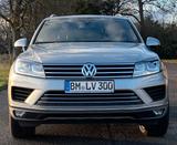Volkswagen Touareg 3.0 V6 TDI R-Line Pano AHK Navi Dynaudio - Volkswagen Touareg: R Line