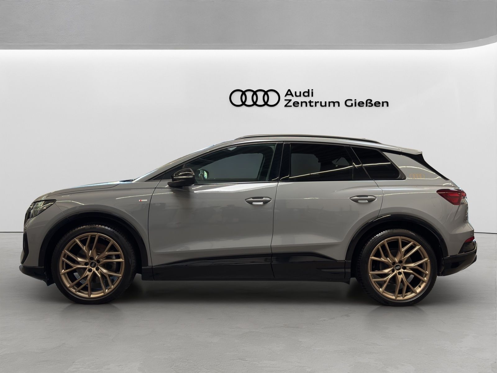 Audi Q4 e-tron 55 quattro S line edition Matrix-LED S imagem 3