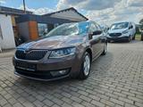 Skoda Octavia Combi Elegance 4x4 - Skoda Octavia Elegance mit Diesel-Antrieb