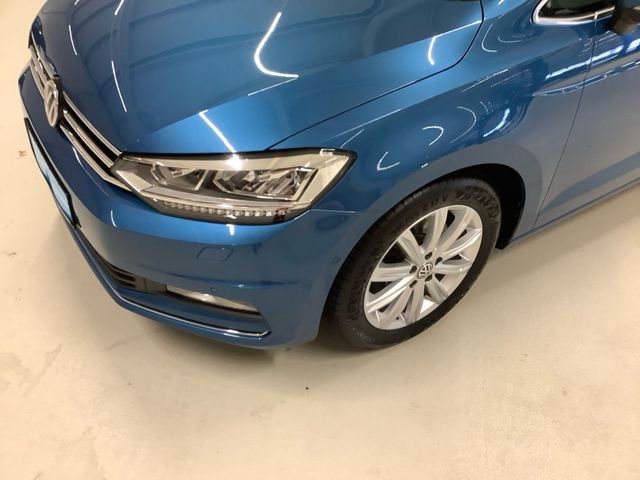 Touran Highline 2,0 TDI 110 kW DSG  LED, AZV, Na
