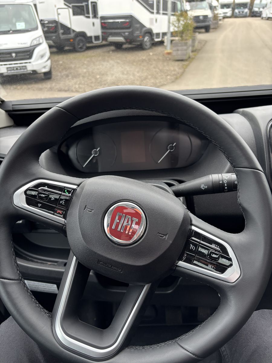 Fahrzeugabbildung Karmann Davis Lifestyle DA 590 LS Panorama + Automatik