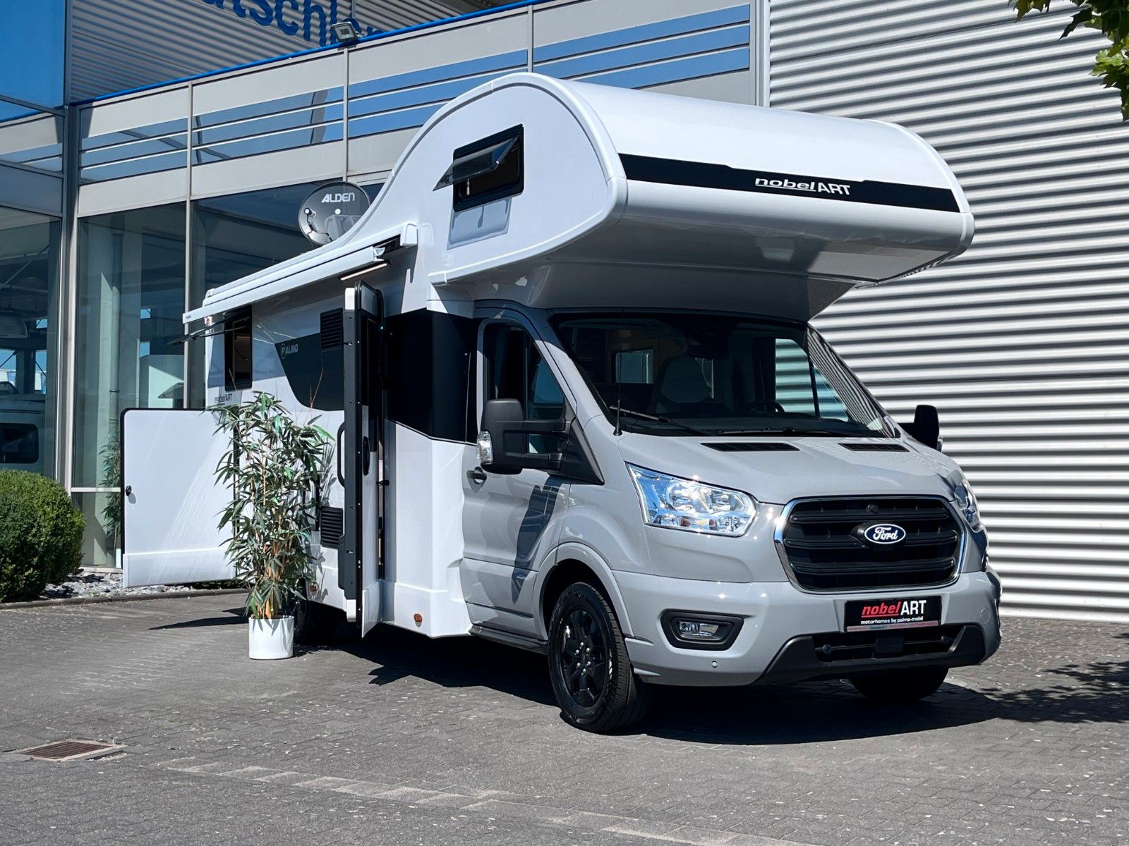 Fahrzeugabbildung NobelART A-7000 - Modell 2026 - Vollausstattung!