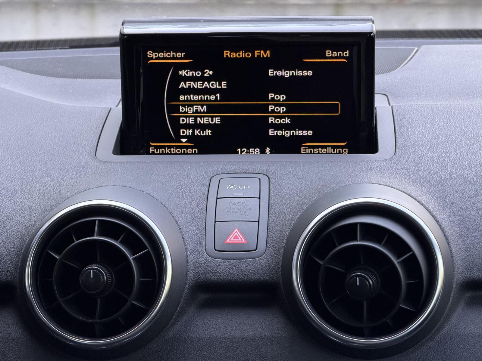 Audi A1 Sportback Ultra Xenon Sitzheizung Tempomat 