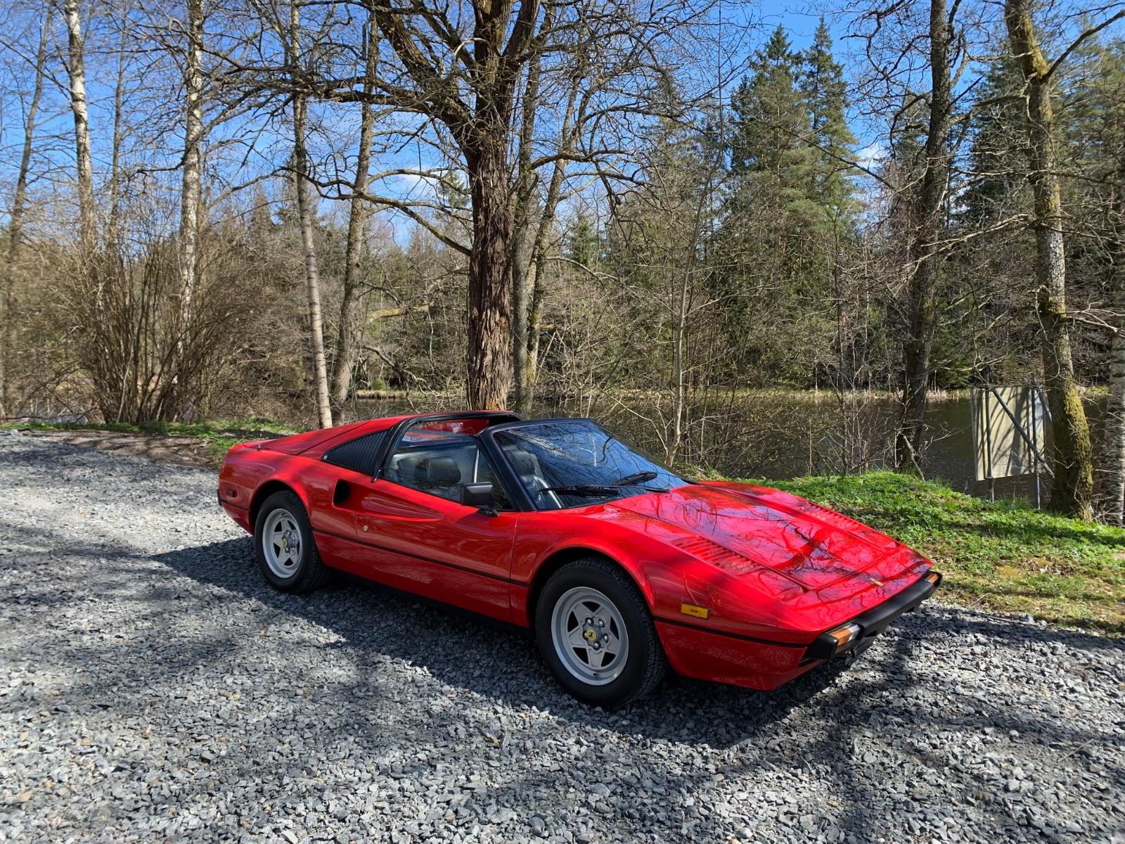 Ferrari 308 GTSi (USA) 2.9L V8 205HP