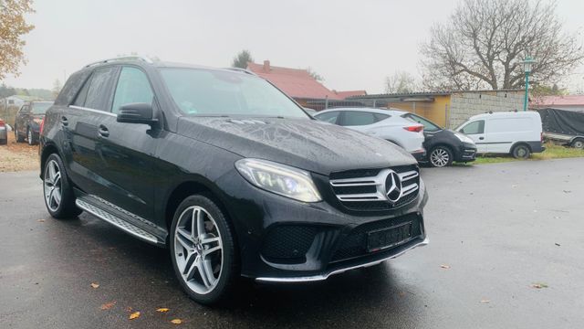 Mercedes-Benz GLE 350 CDI BlueTec"AMG LINE"PANO"SCHECKHEFT"