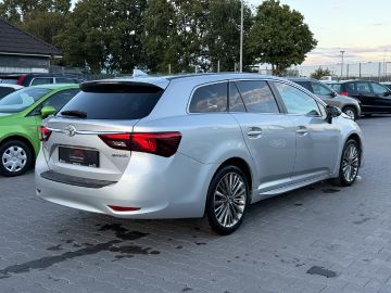 Toyota Avensis - 5