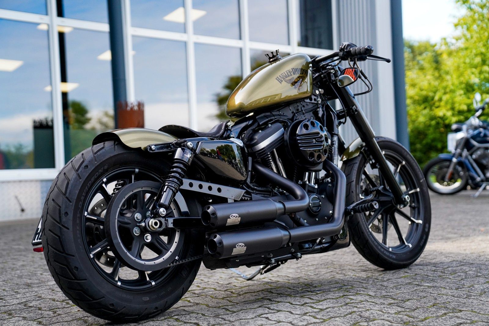 Fahrzeugabbildung Harley-Davidson SPORTSTER XL883N IRON - Jekill - Kurzes Heck -