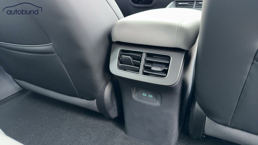 BYD SEAL 6